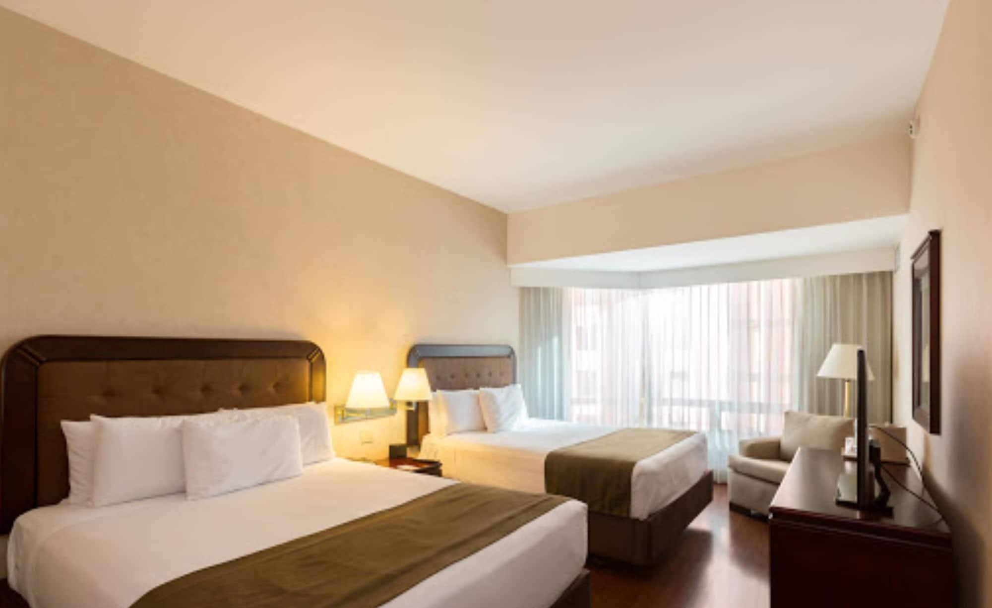 Clarion Suites Guatemala City Eksteriør bilde A room at the hotel