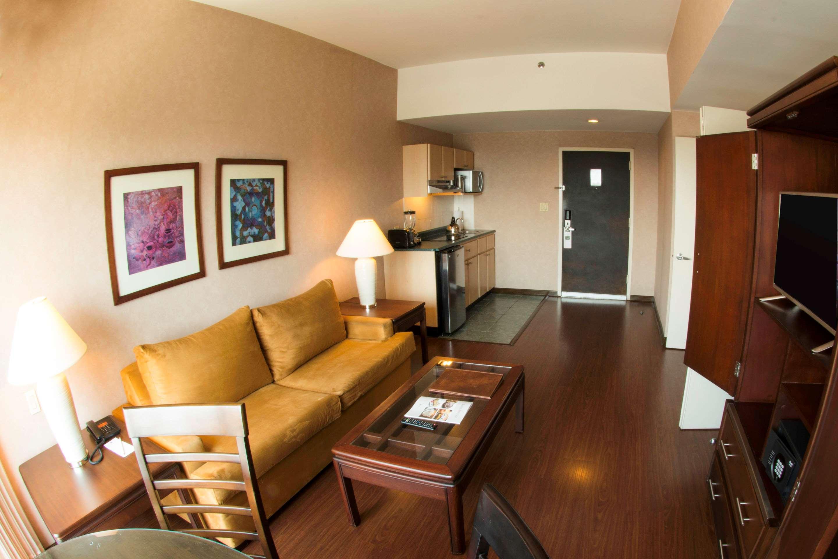 Clarion Suites Guatemala City Eksteriør bilde A typical one-bedroom apartment